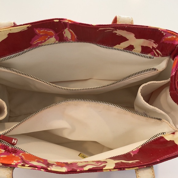 CHANEL Floral Tote - Picture 8 of 8